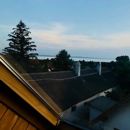 Balaton Sunshine Badacsonytördemic