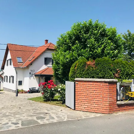 Apartment Balaton Sunshine Badacsonytordemic